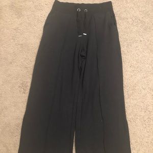 ATHLETA size M wide leg SOFT black pant
